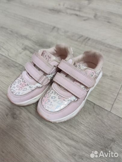 Ботинки демисезонные для девочки 25