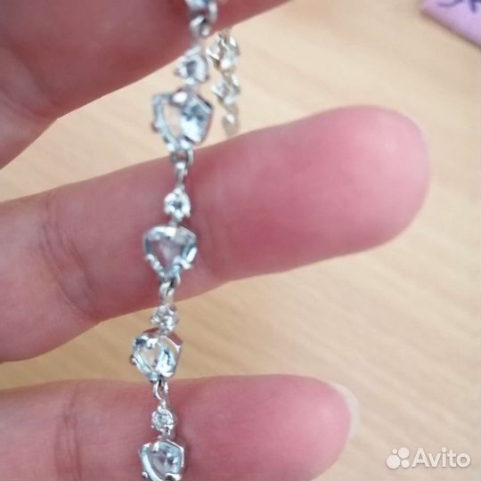 Серебряный браслет с камнями