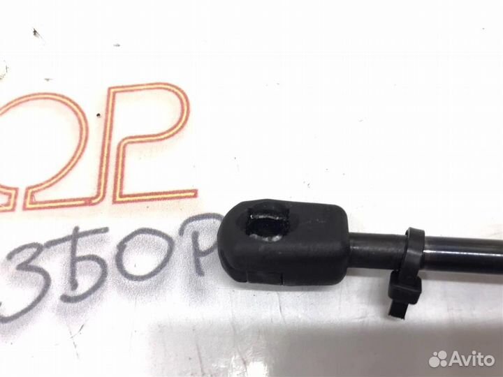 Амортизатор капота Porsche Cayenne 9PA (957) 2007