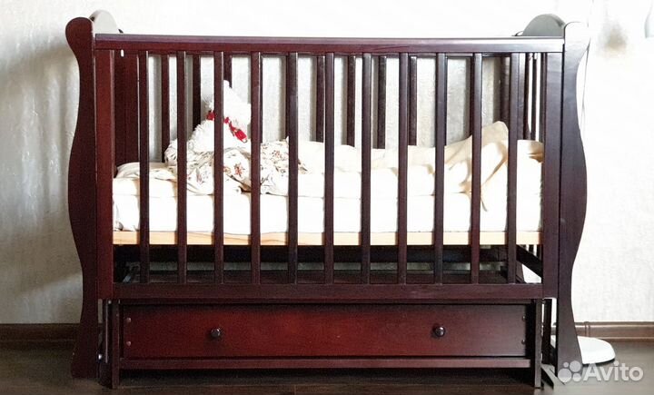 Кроватка детская люлька с матрасом