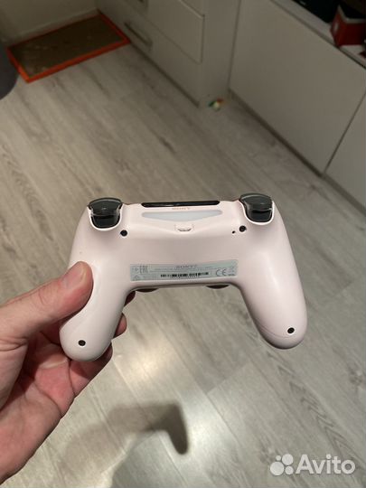 Джойстик Sony PS4