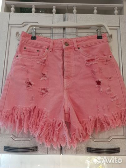 Шорты Zara новые 42 розовые рваные