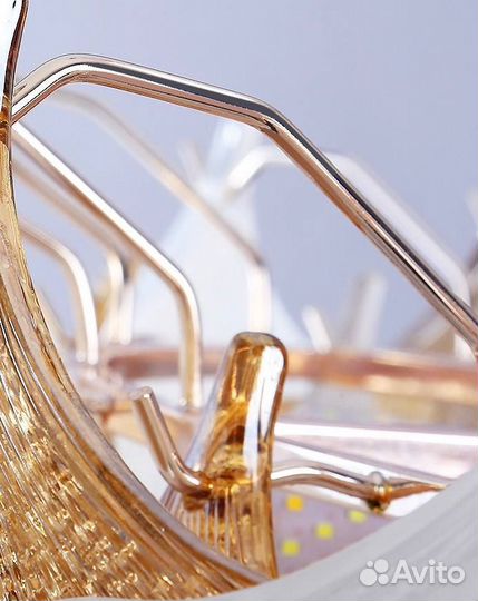 Люстра из ракушек дизайнерская