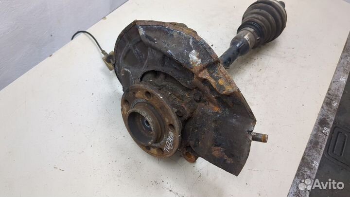 Ступица (кулак, цапфа) левая передняя Volvo XC90