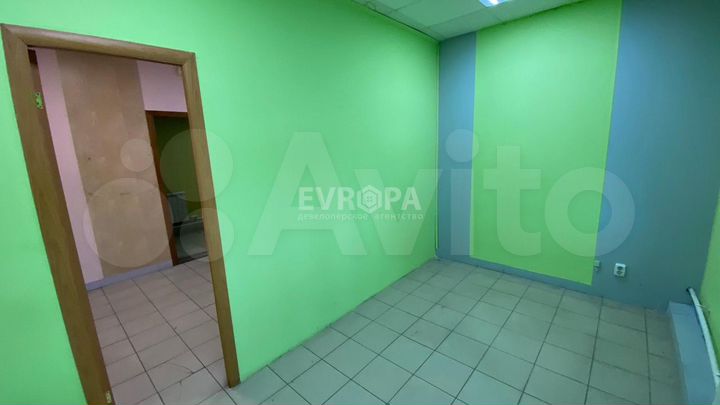 Помещение 23 и 28 кв м