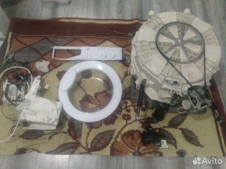 Запчасти indesit wisn 82 в отличном состоянии