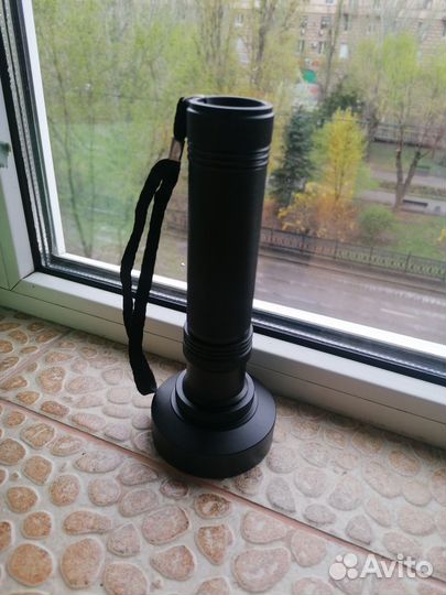 Ультрафиолетовый фонарь, лампа-детектор NewClassic