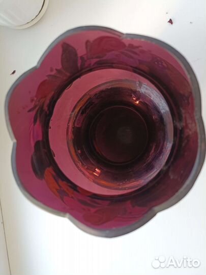 Ваза фиолетовая