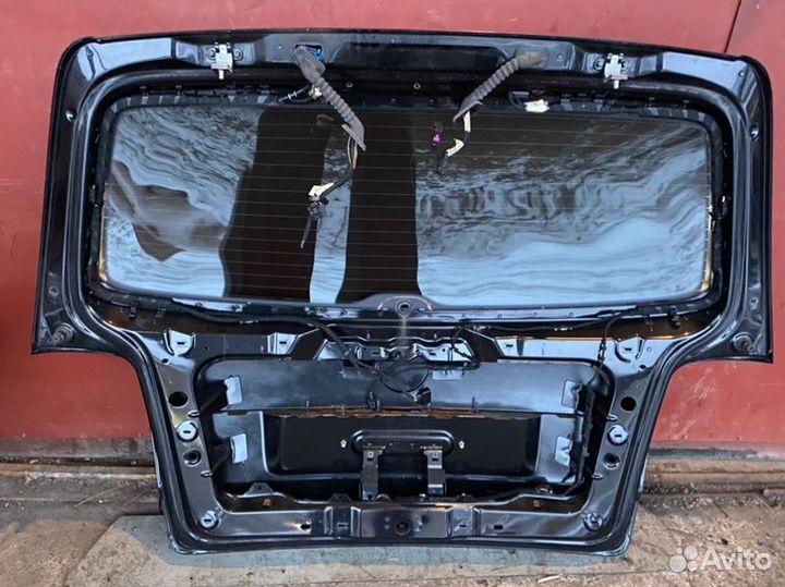 Крышка багажника Vw Touran вкс 2004