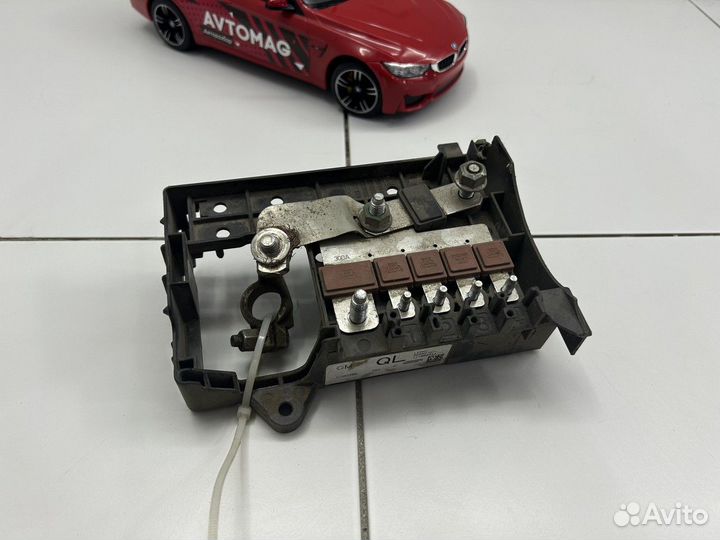 Клемма плюс (Opel Astra)