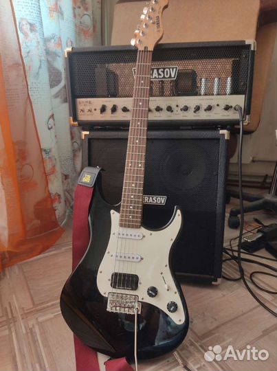 Yamaha eg112c