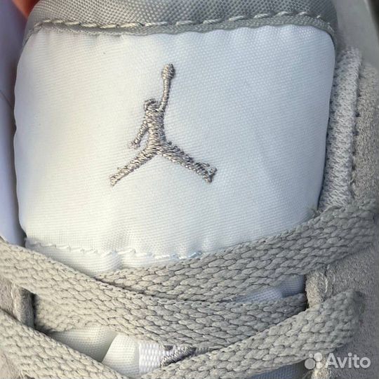 Кроссовки женские Nike Jordan Lou белее новые 36-4