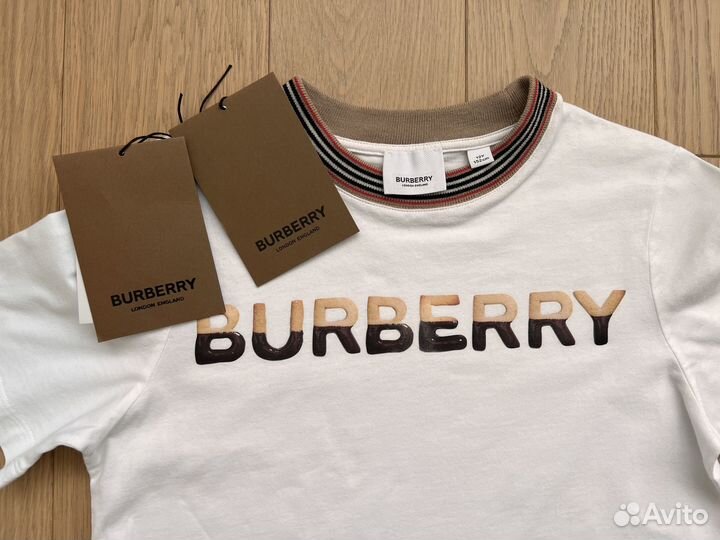 Футболка и шорты Burberry. Оригинал