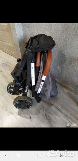 Прогулочная коляска carrello astra