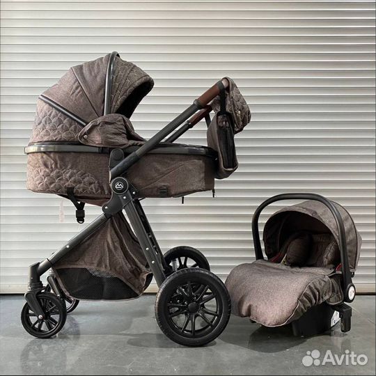 Детская прогулочная коляска