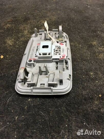 Плафон Toyota Camry V40