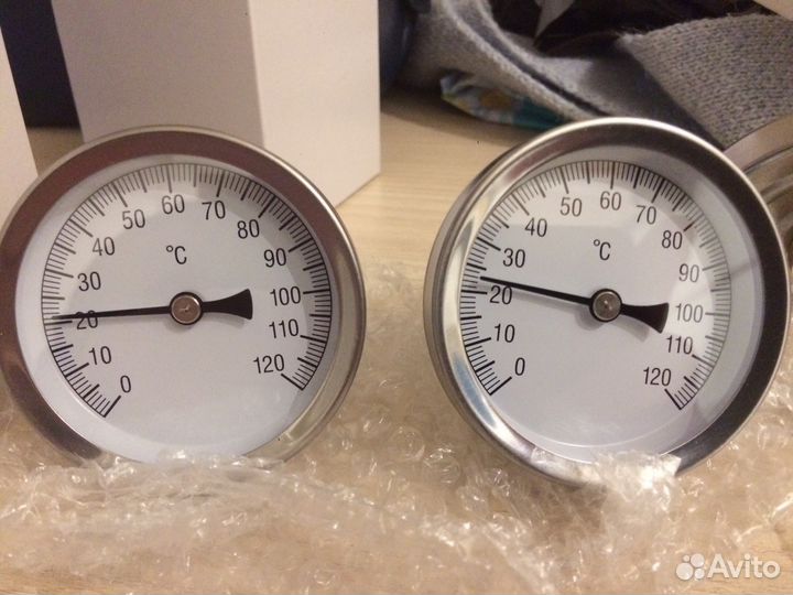 Биметаллический осевой термометр