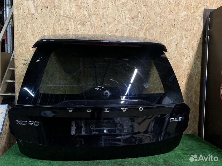 Volvo XC90 2015- крышка багажника с стеклом
