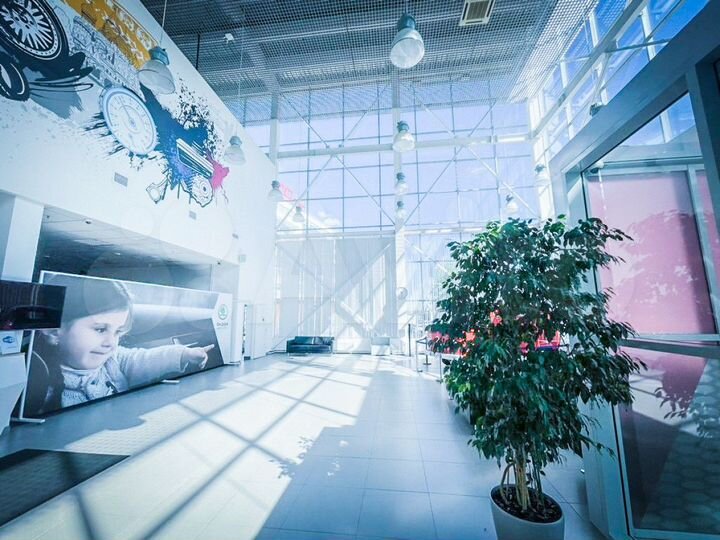 Дилерский центр, автосалон, бизнес-центр