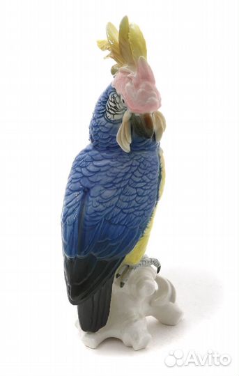 Фарфоровая фигура 