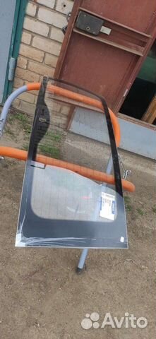 Стекло заднее Шкода Етти skoda Yeti с 2009 года