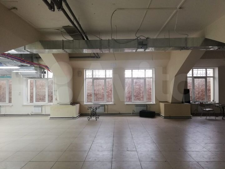 Помещение 350 м²