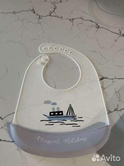 Нагрудник для кормления