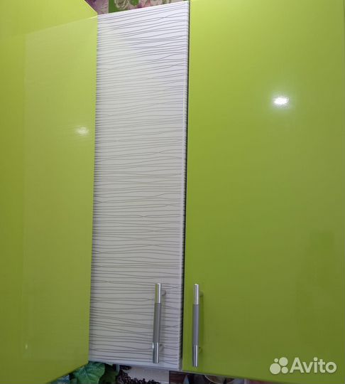 Кухонные навесные шкафы