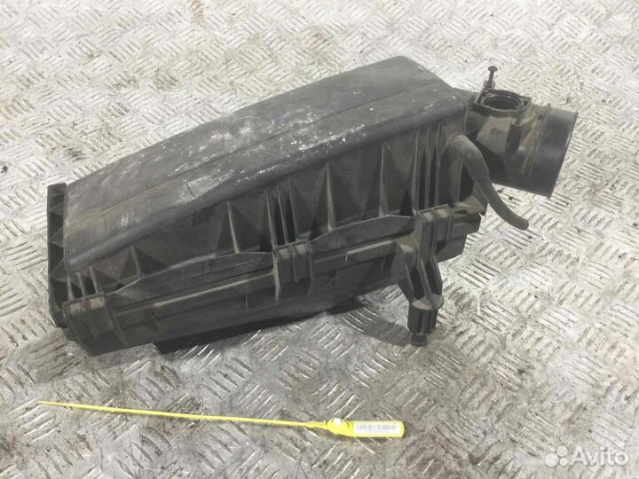 Корпус воздушного фильтра Ford Mondeo N7BB