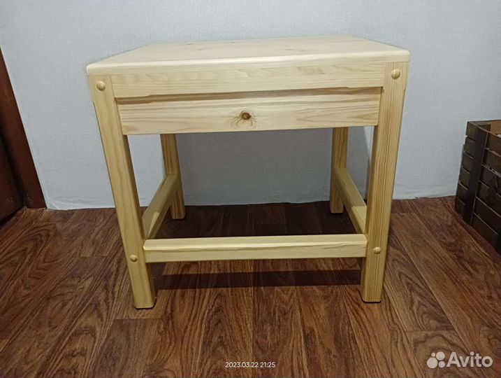 Детский стол и стул