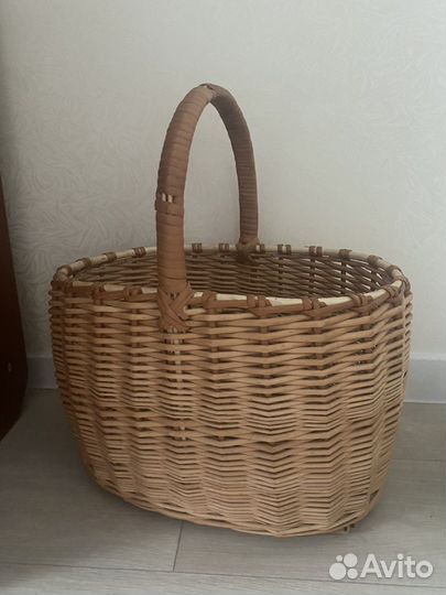Корзина плетеная