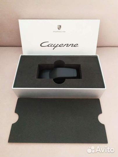 Porsche Cayenne модель, пресс-папье