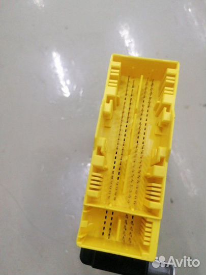 Блок управления аирбаг Mercedes-Benz E-Class W213