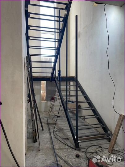Лестница металлическая