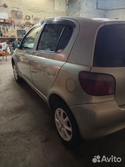 Toyota Vitz 1.0 МТ, 2001, 291 471 км