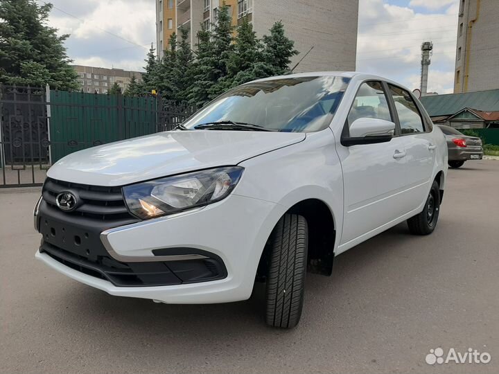 LADA Granta 1.6 МТ, 2023, 710 км