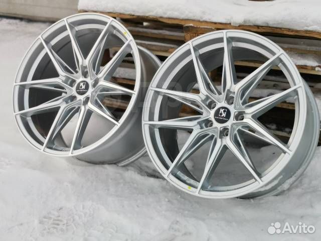 Диск литой разношир Replica Rohana RFX13 R20 5x112
