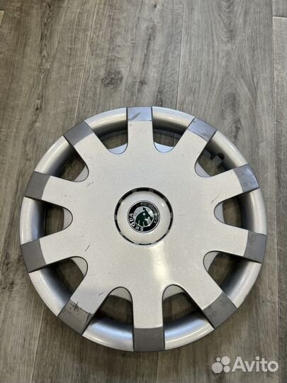 Колпак на skoda octavia r15