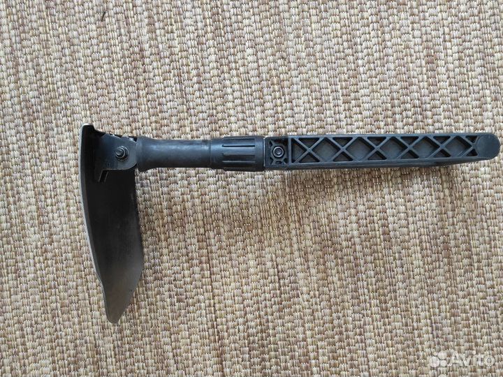 Малая пехотная лопата армии США 