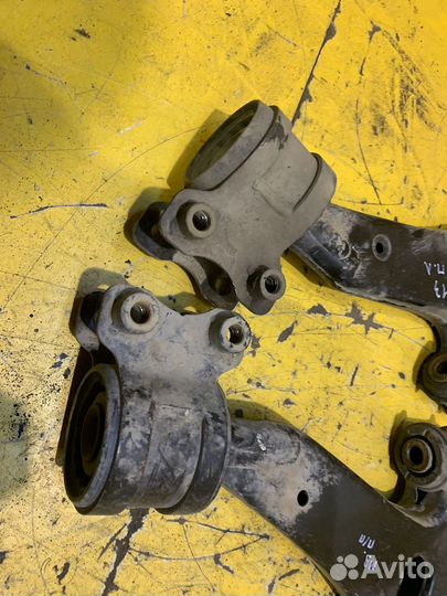 Рычаг передний Mazda 3 BK 2006-2009