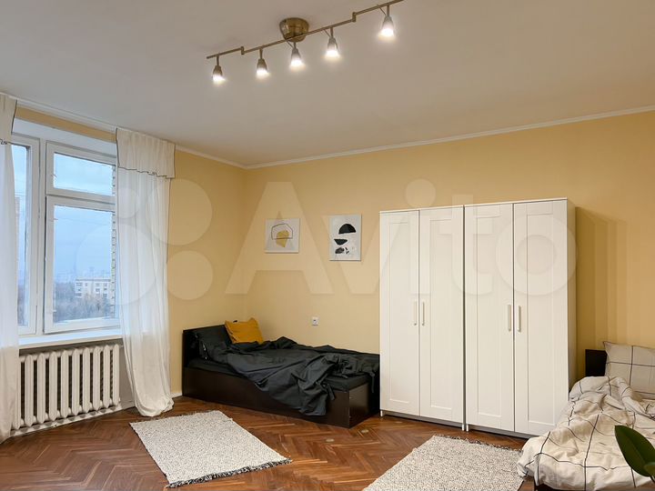 Комната 20 м² в 4-к., 12/12 эт.