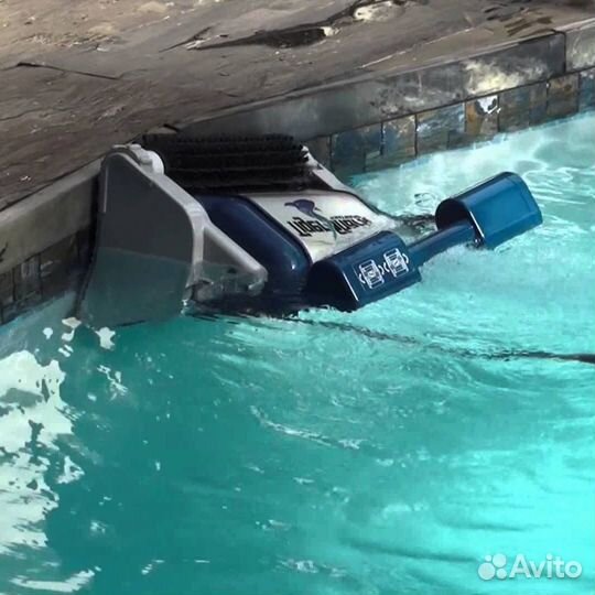 Робот-пылесос для очистки бассейна Tiger Shark 2 b