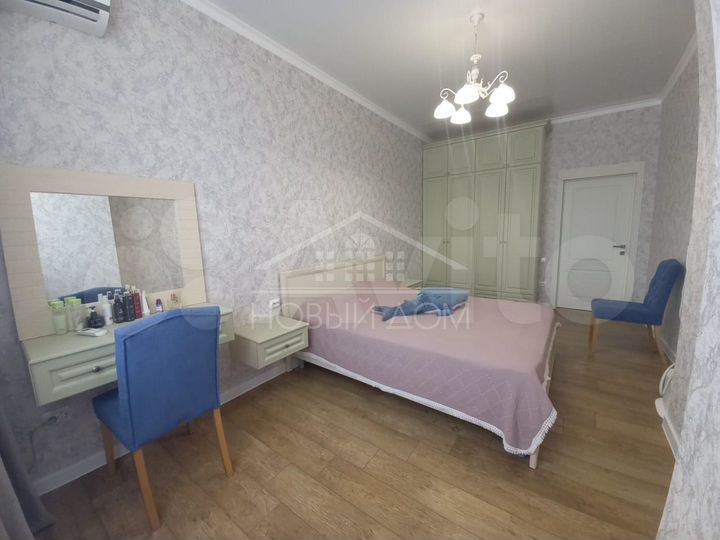 2-к. квартира, 90 м², 6/10 эт.