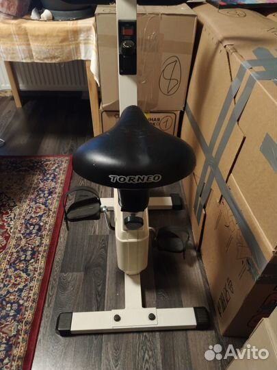 Велотренажер для занятий дома