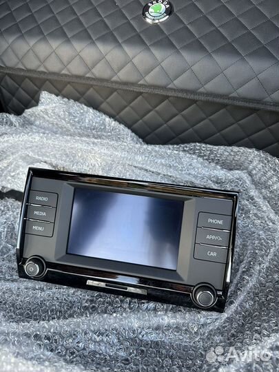 Магнитола Swing Skoda Karoq