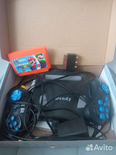 Продам игровую приставку