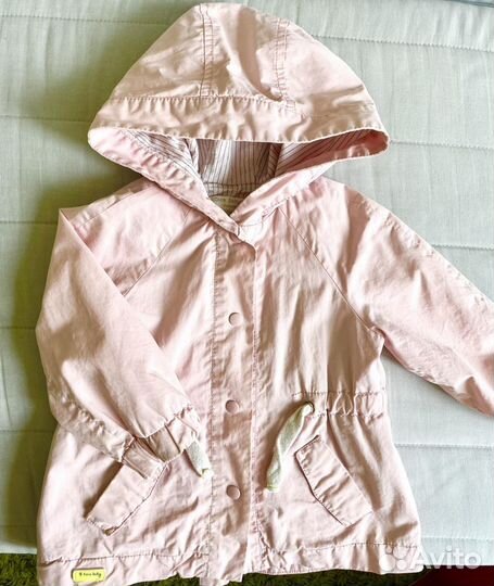 Вещи для девочки, куртки, комбинезоны