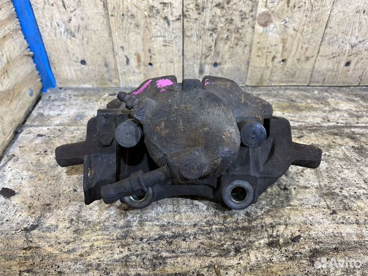 Суппорт передний левый VW Sharan, Galaxy