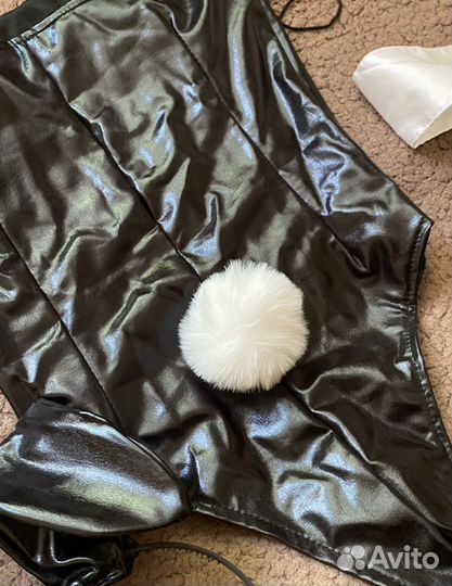 Косплей девочка-зайчик. Bunny сьют