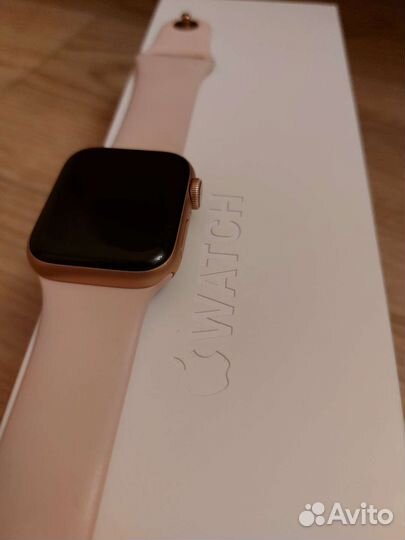 Часы apple watch S4 40 mm